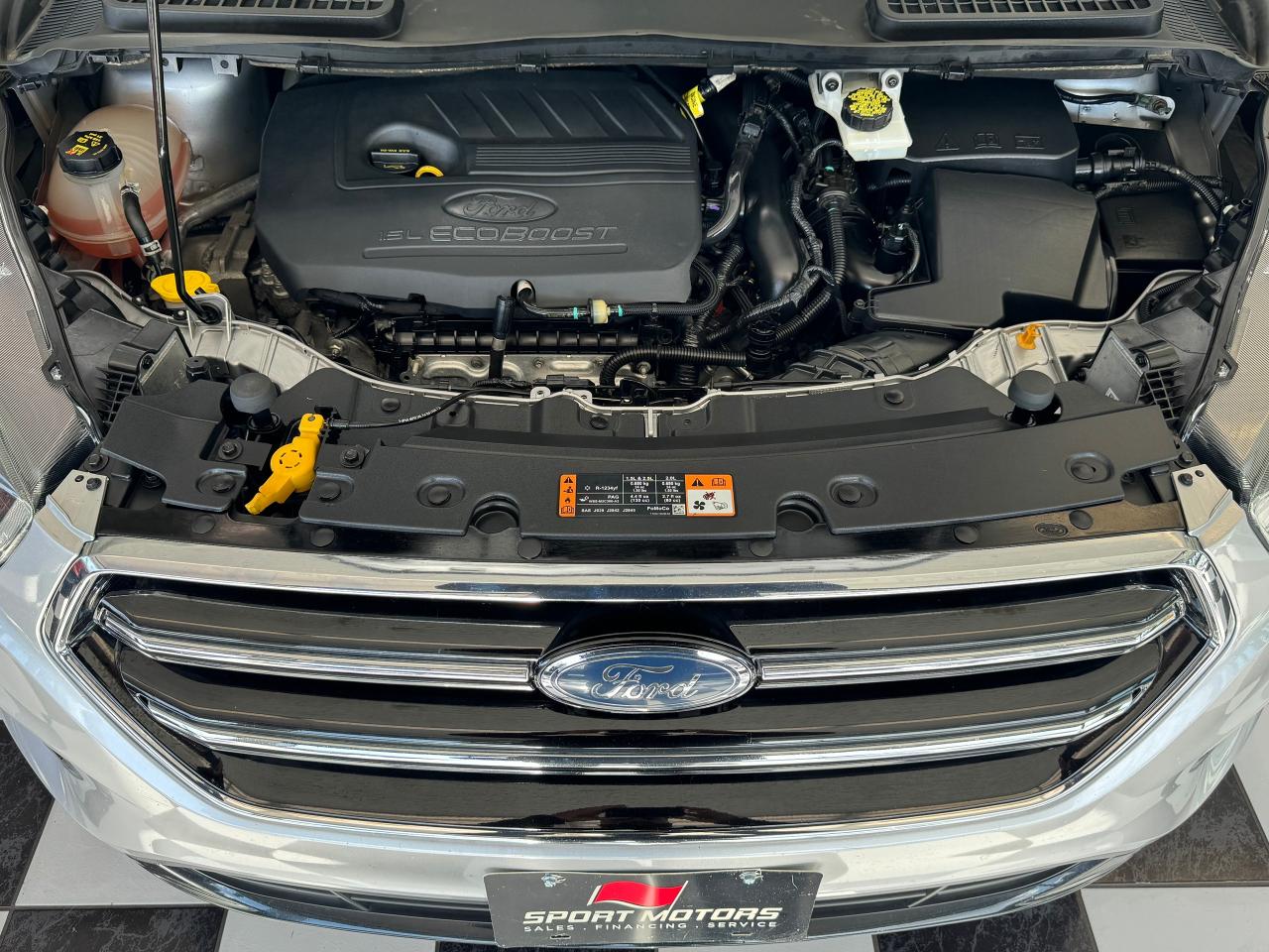 2017 Ford Escape SE W/Apperance PKG+ApplePlay+CLEAN CARFAX Photo68
