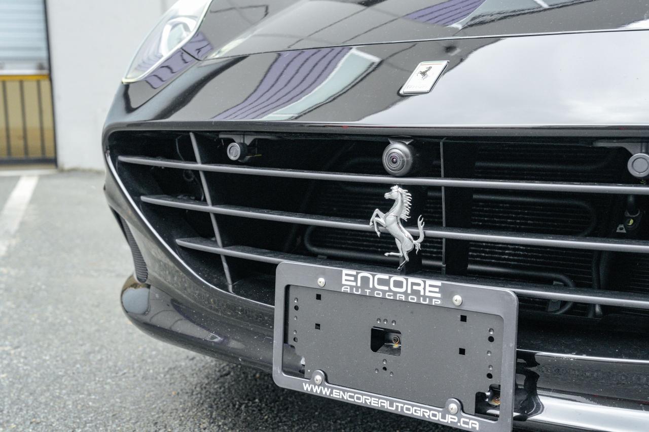 2015 Ferrari California T - Photo #7