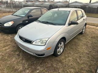 Used 2005 Ford Focus 5dr Sdn HB ZX5 SES for sale in Kitchener, ON