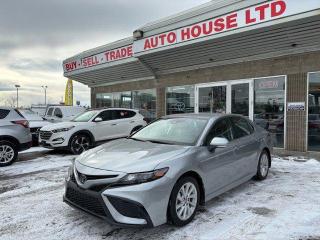 Used 2023 Toyota Camry SE NAVI BACKUP CAM LEATHER SEATS BLUETOOTH LANE ASSIST for sale in Calgary, AB