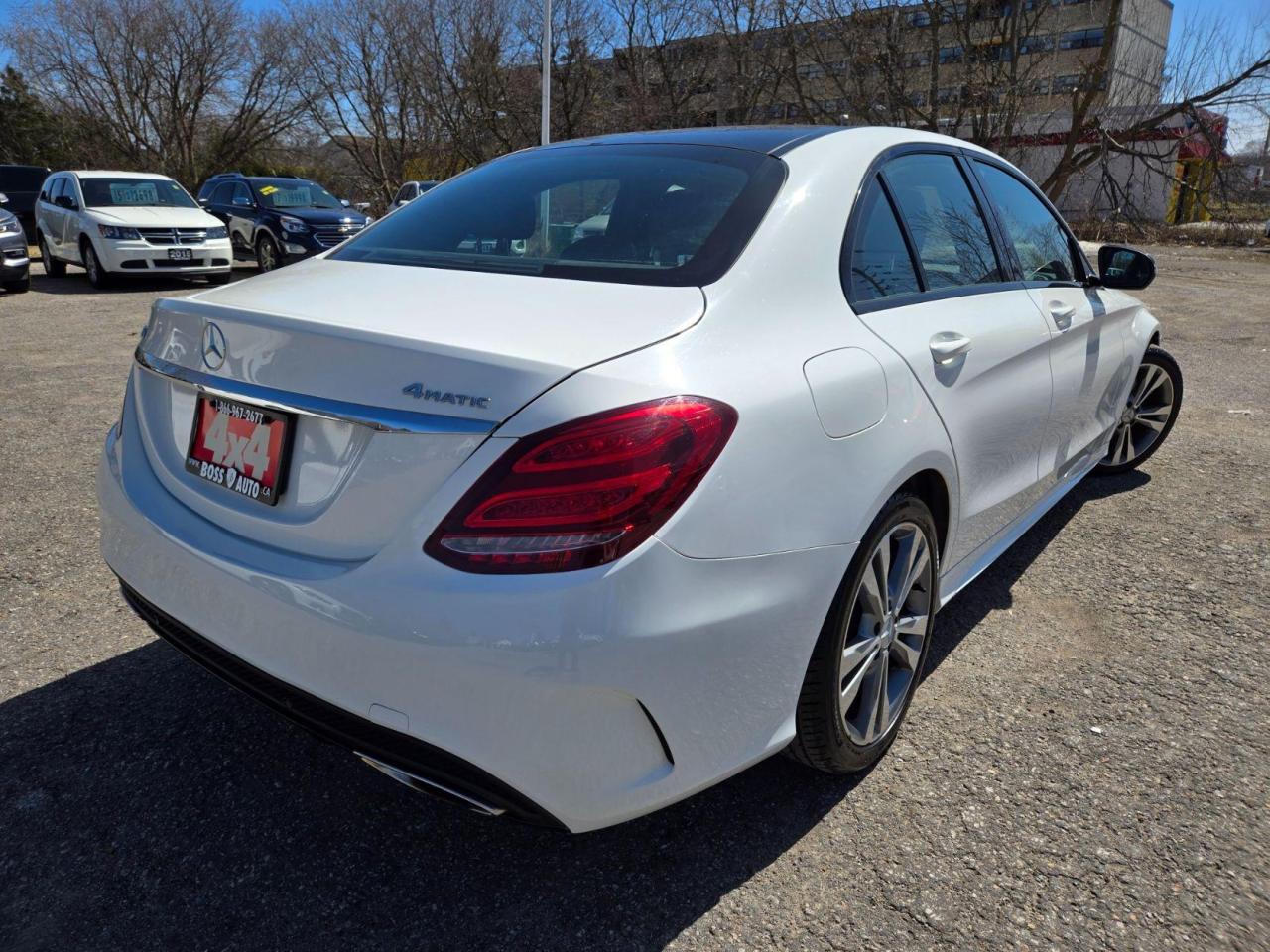 2017 Mercedes-Benz C-Class C300 4MATIC Photo4