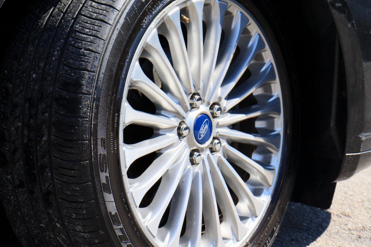 2015 Ford Fusion Titanium | AWD | Leather | Sunroof | Navi | Cam ++ Photo11