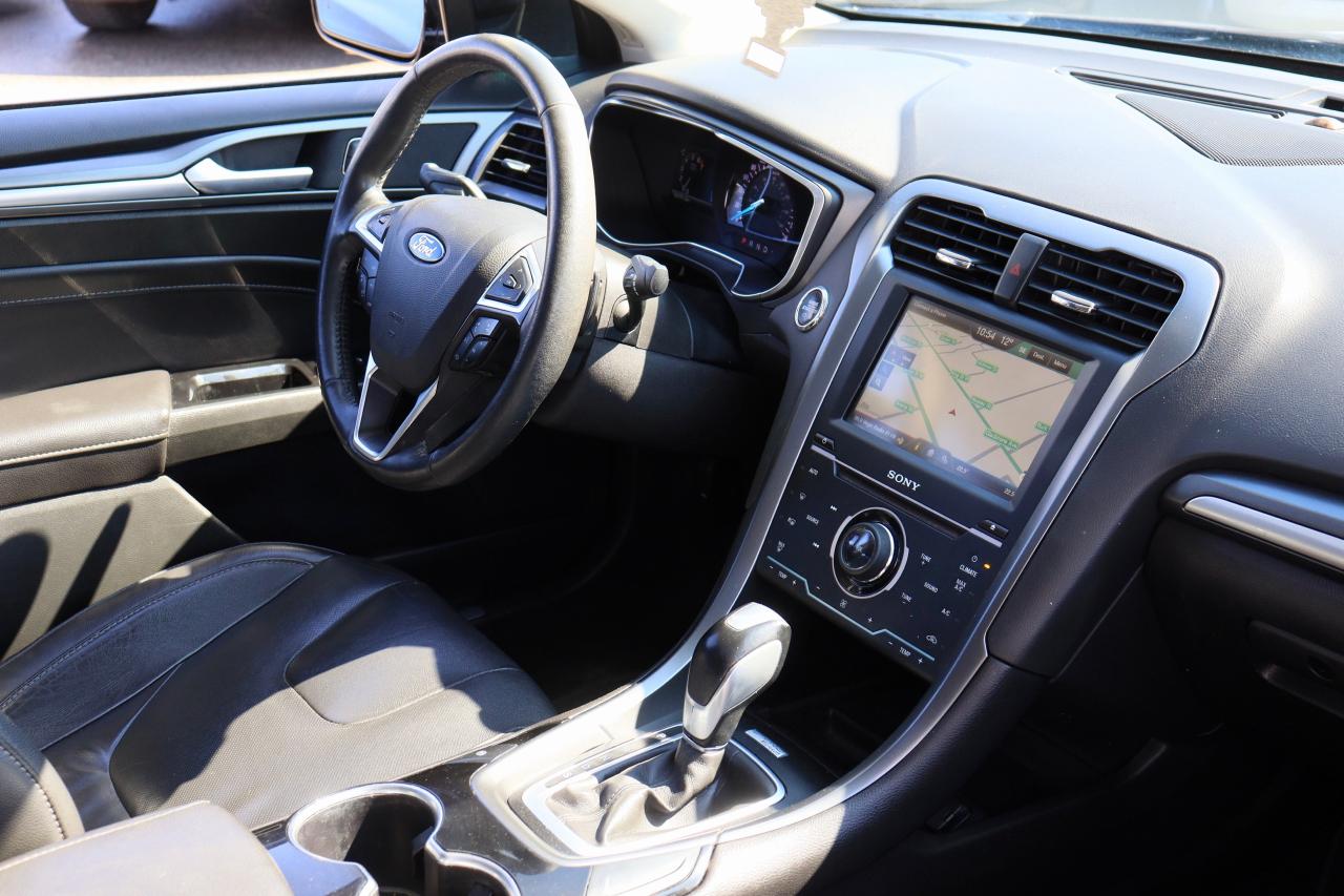 2015 Ford Fusion Titanium | AWD | Leather | Sunroof | Navi | Cam ++ Photo36