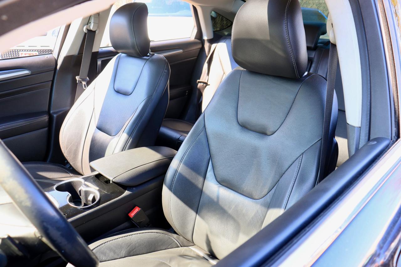 2015 Ford Fusion Titanium | AWD | Leather | Sunroof | Navi | Cam ++ Photo30