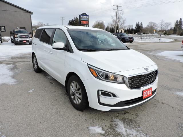 2019 Kia Sedona LX FWD 8-Passenger 3.3L V6 Only 121000 KMS