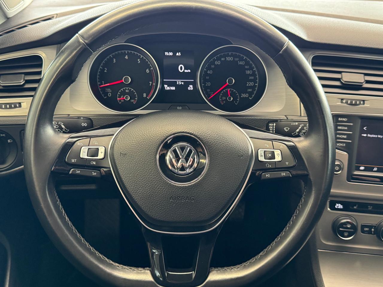 2016 Volkswagen Golf Comfortline+NewBrakes+Camera+ApplePlay+Heated Seat - Photo #9