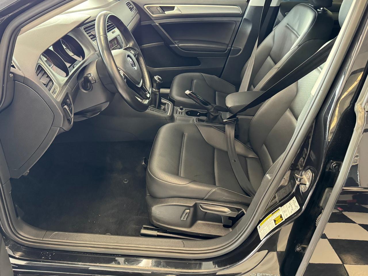 2016 Volkswagen Golf Comfortline+NewBrakes+Camera+ApplePlay+Heated Seat - Photo #18