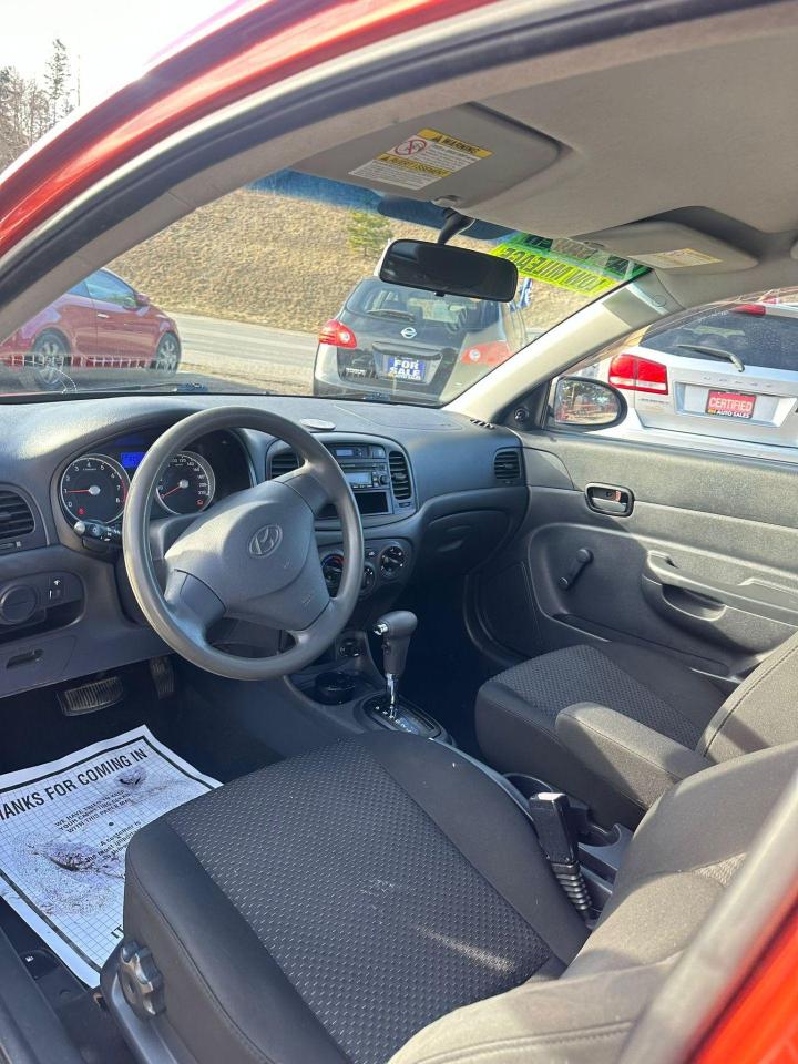 2011 Hyundai Accent 3DR HB AUTO - Photo #8