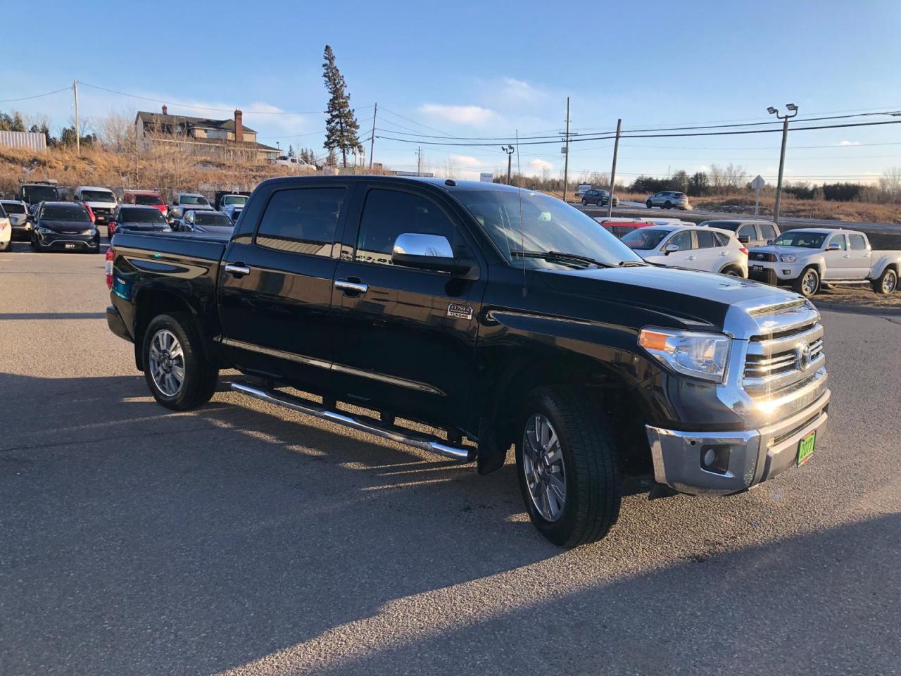 2017 Toyota Tundra 4WD Crewmax 146" 5.7L - Photo #4