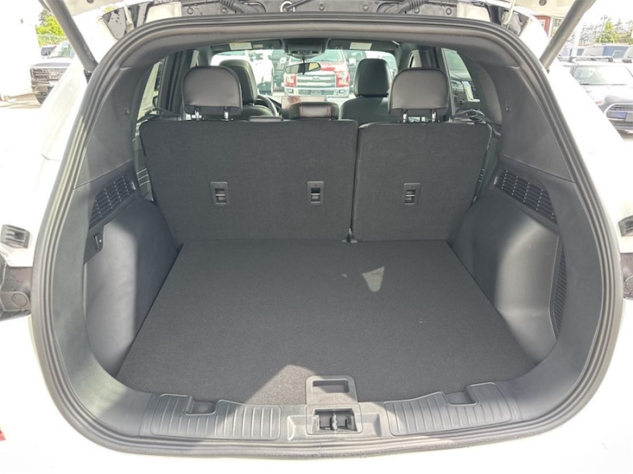 2024 Ford Escape ST-Line Select  - Sunroof - Navigation Photo5