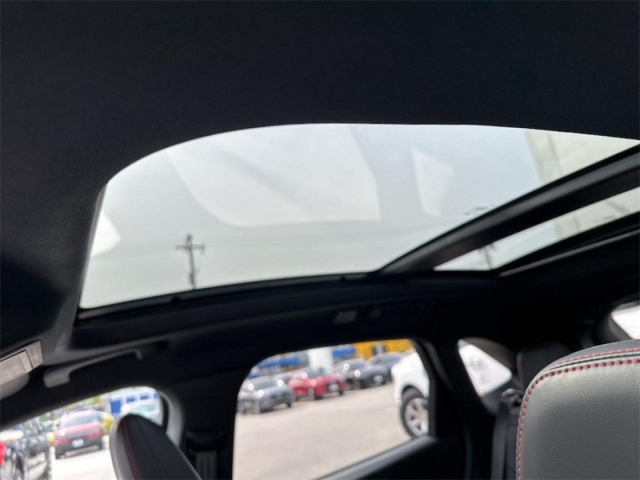 2024 Ford Escape ST-Line Select  - Sunroof - Navigation Photo5