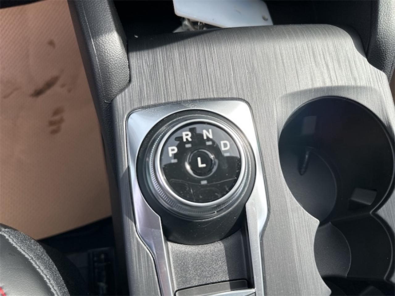 2024 Ford Escape ST-Line Select  - Sunroof - Navigation Photo5