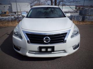 2014 Nissan Altima 2.5 SV - Photo #2