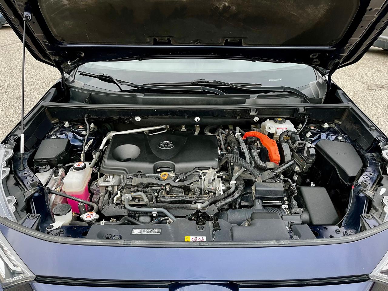 2019 Toyota RAV4 AWD Hybrid XLE - Photo #24