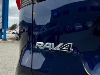 2019 Toyota RAV4 AWD Hybrid XLE - Photo #26