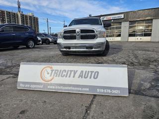 Used 2013 RAM 1500 SLT QUAD CAB 4WD for sale in Waterloo, ON