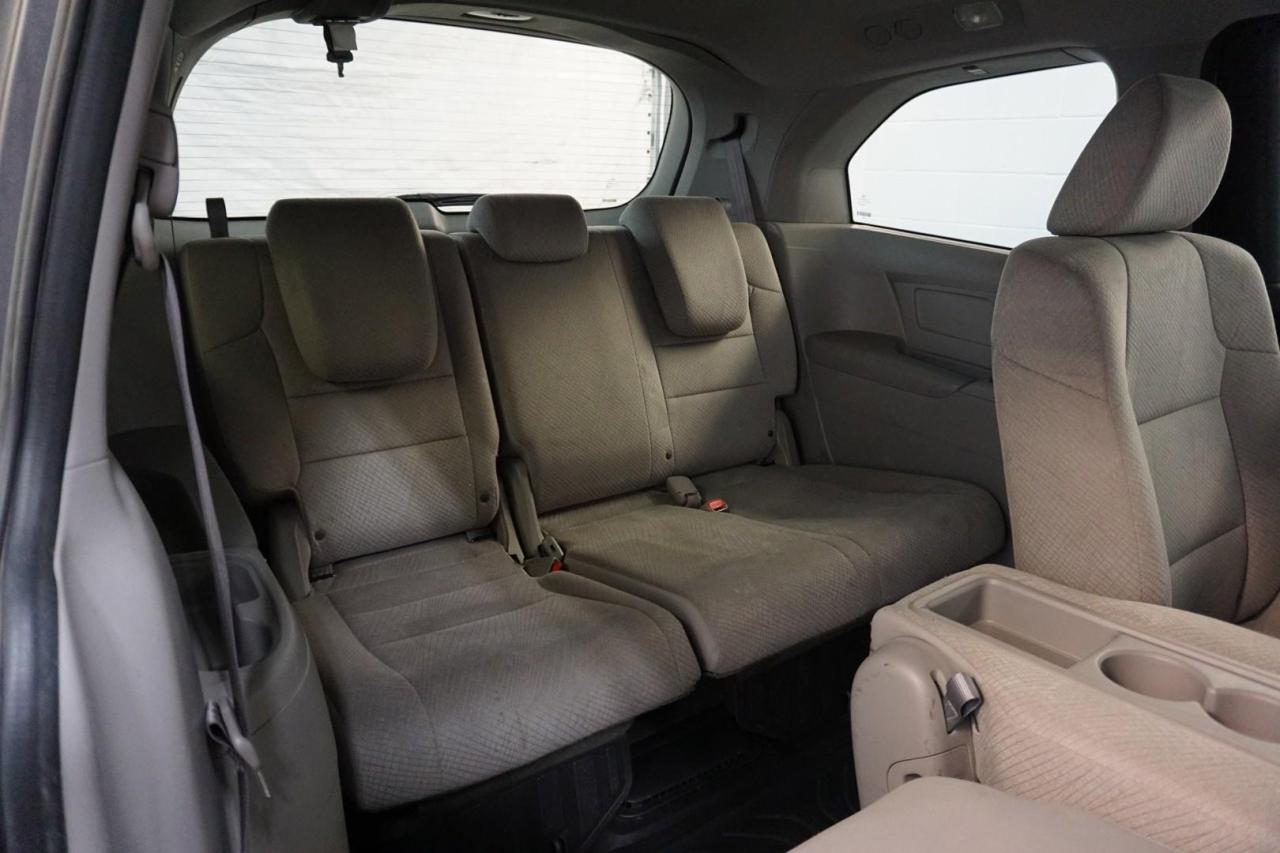 2015 Honda Odyssey 3.5L V6 SE *ACCIDENT FREE* CERTIFIED CAMERA BLUETOOTH CRUISE CONTROL ALLOYS - Photo #16