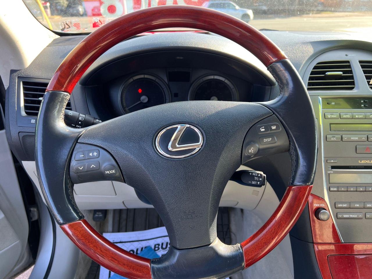 2008 Lexus ES 350 4dr Sdn - Photo #5