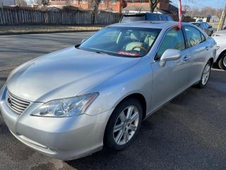 <p>2008 Lexus E350!! Certified! US vehicle. Excellent condition. One year powertrain or 20,000km powertrain warranty. Sunroof, power windows, leather seats, steering wheel controls.  6 CD  changer!! Low kilometres!!</p>