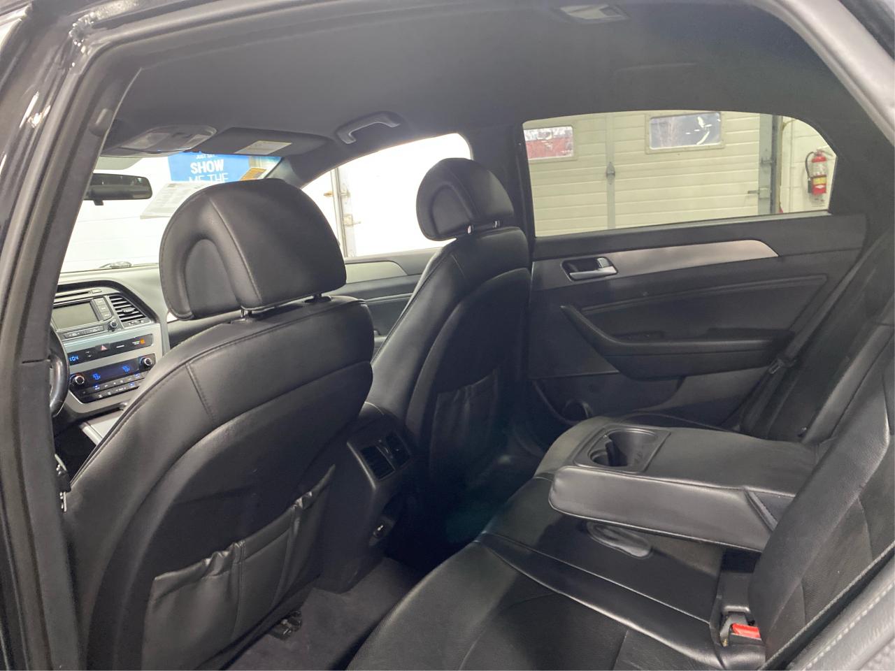 2015 Hyundai Sonata 4dr Sdn 2.0T Auto Photo