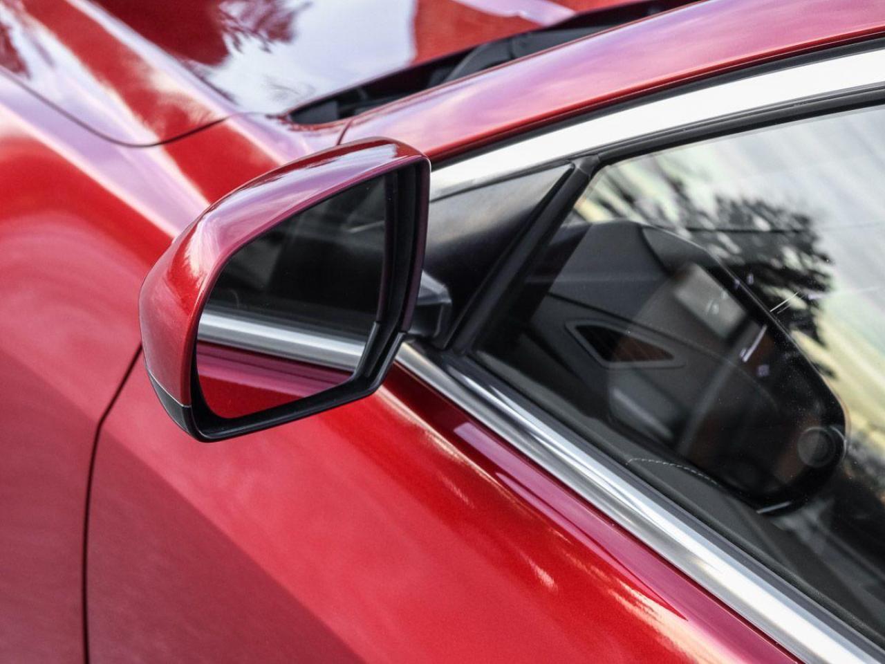 2018 Cadillac ATS AWD Apple CarPlay Rear-Cam Sunroof Leather Heated - Photo #13