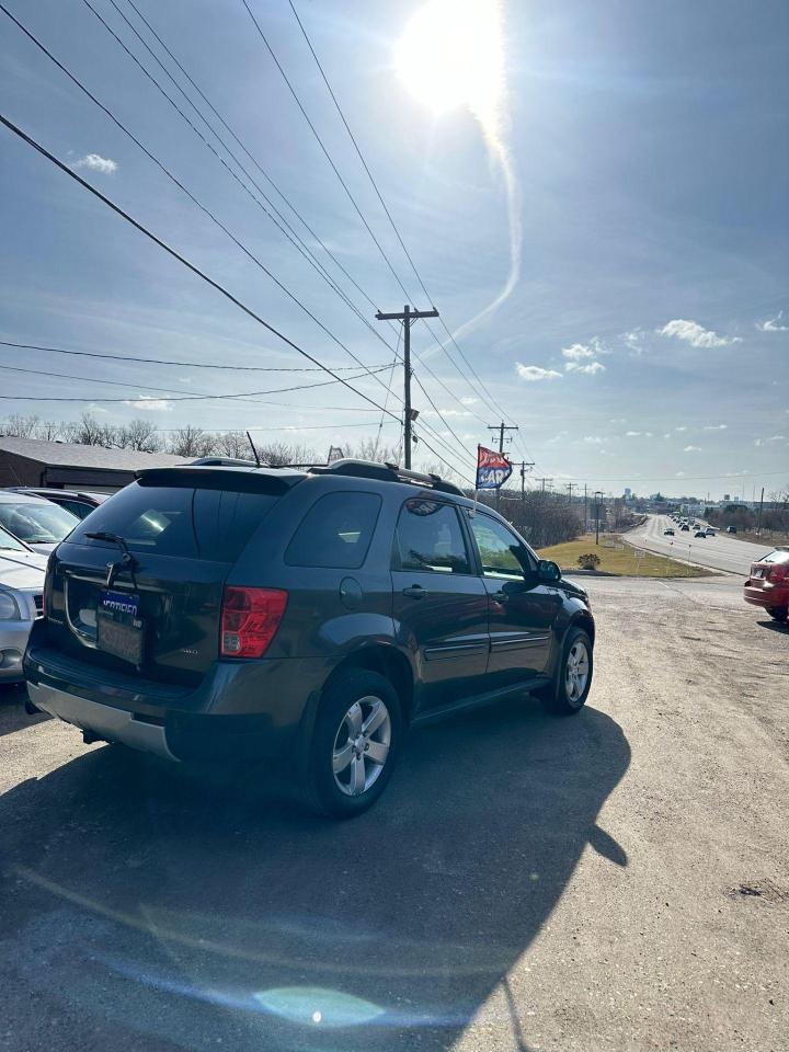 2007 Pontiac Torrent  - Photo #4