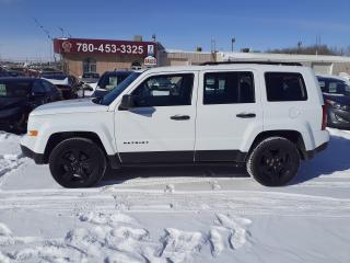 2015 Jeep Patriot Altitude, 4x4 - Photo #4