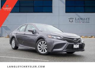 Used 2022 Toyota Camry SE Accident Free | Locally Driven | Bluetooth for sale in Surrey, BC