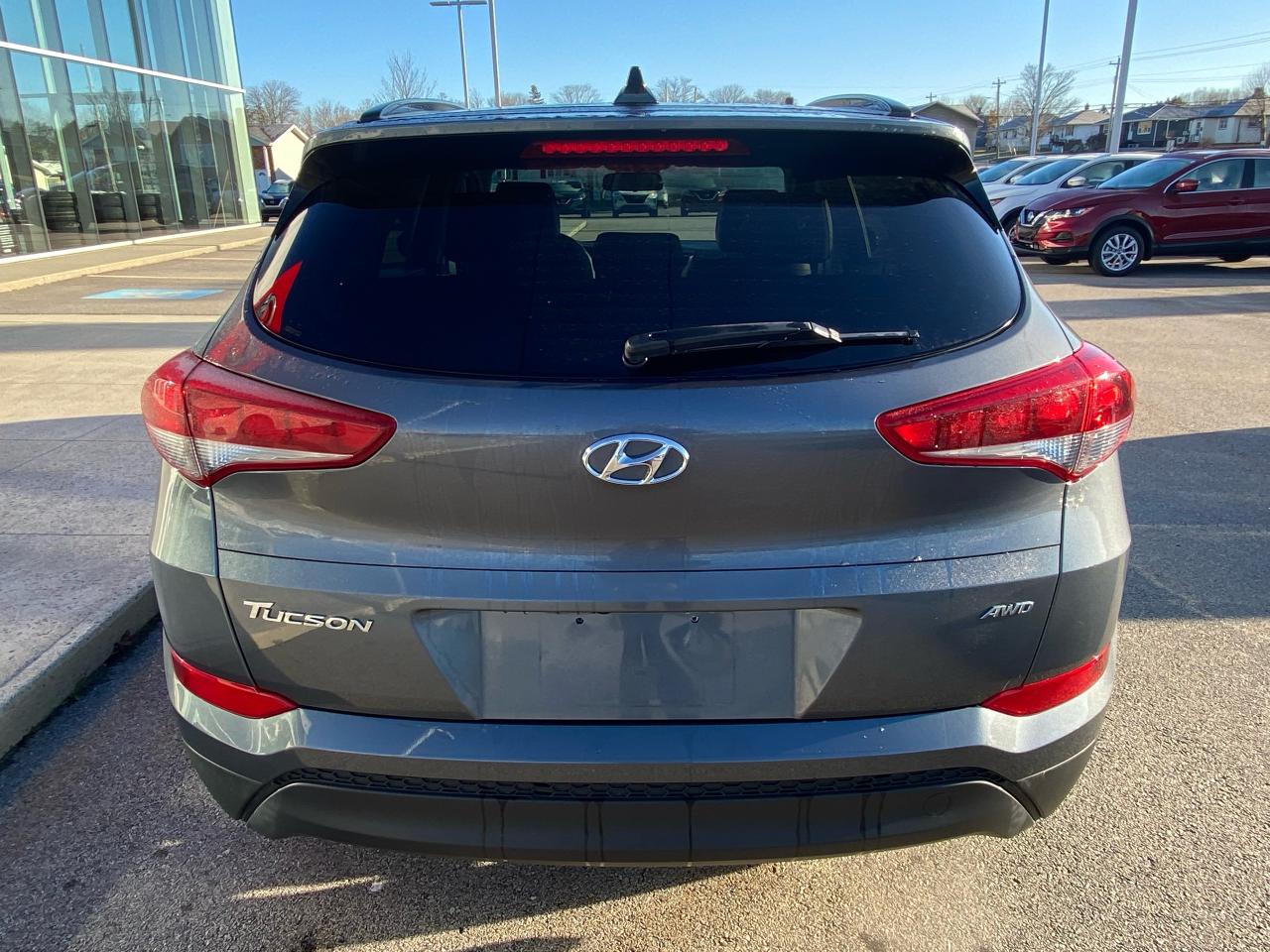2018 Hyundai Tucson SE AWD 2.0L Photo3