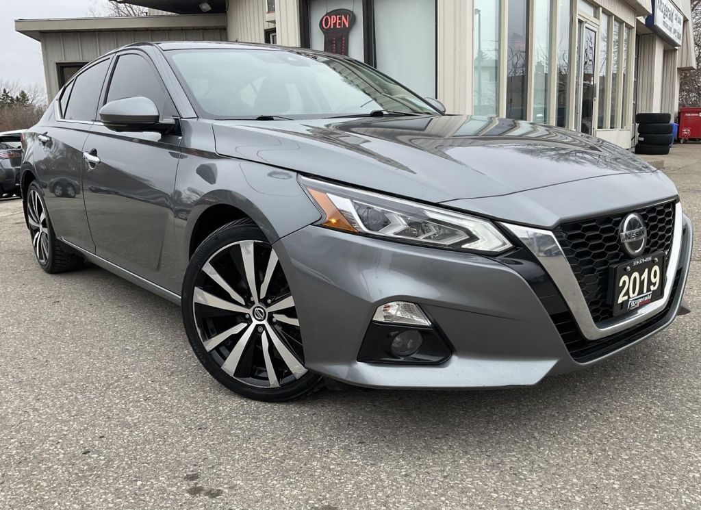 Used 2019 Nissan Altima 2.5 Platinum AWD - LEATHER! NAV! 360 CAM! BSM! SUNROOF! for Sale in Kitchener, Ontario