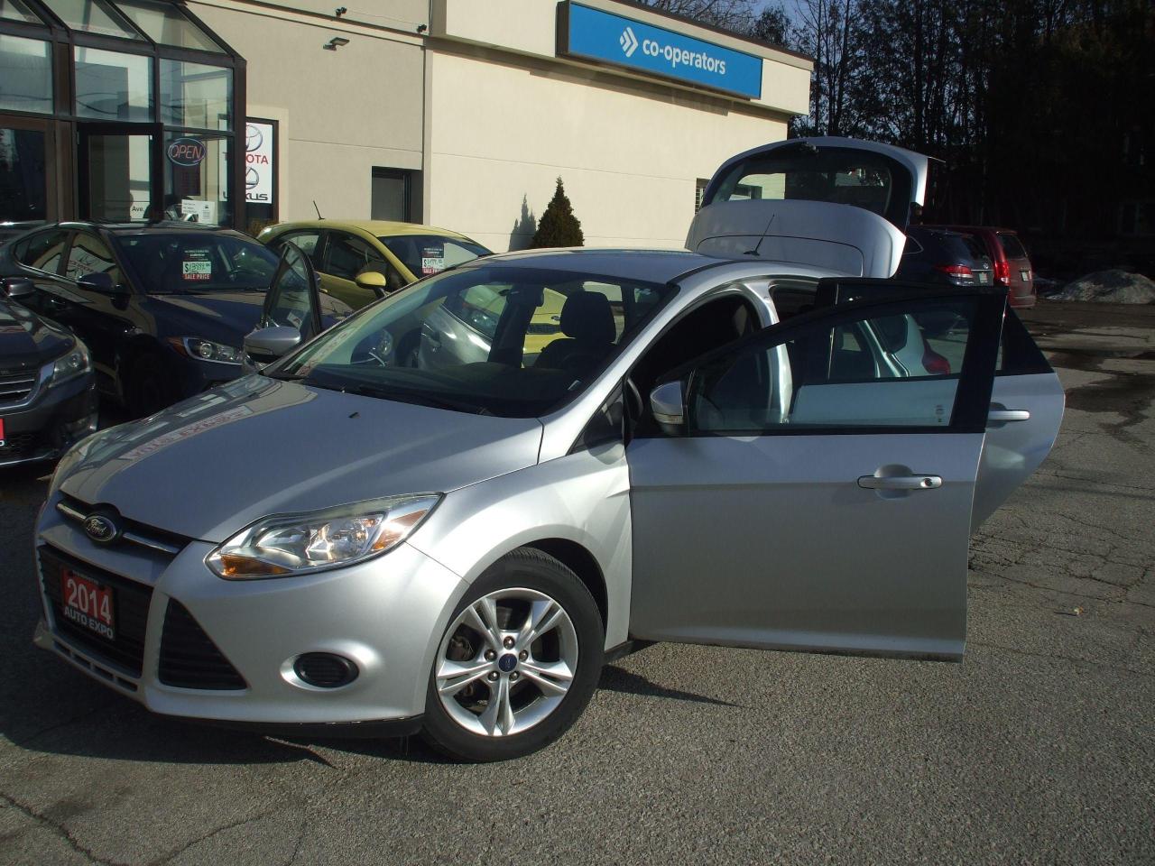 2014 Ford Focus SE,Certified,Auto,A/C,2 set of Key's,None Smoker - Photo #14