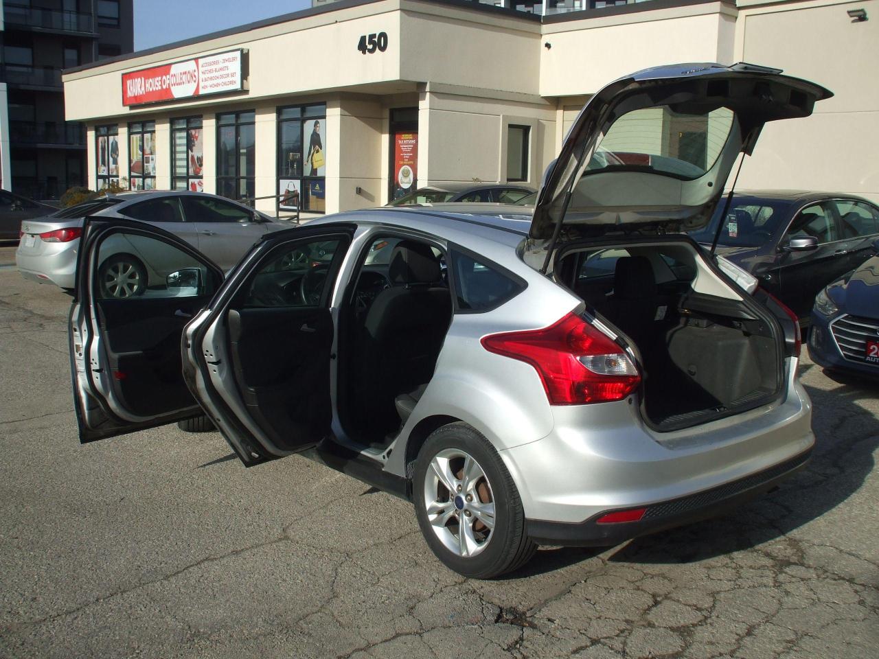 2014 Ford Focus SE,Certified,Auto,A/C,2 set of Key's,None Smoker - Photo #16