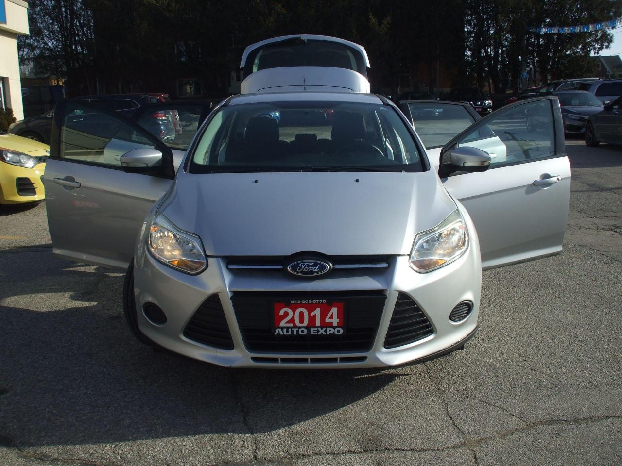 2014 Ford Focus SE,Certified,Auto,A/C,2 set of Key's,None Smoker - Photo #21