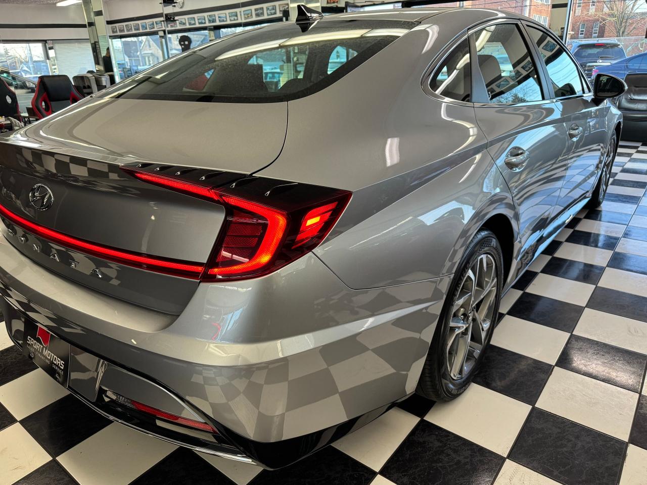 2022 Hyundai Sonata Preferred+Adaptive Cruise+Blind Spot+CLEAN CARFAX Photo100