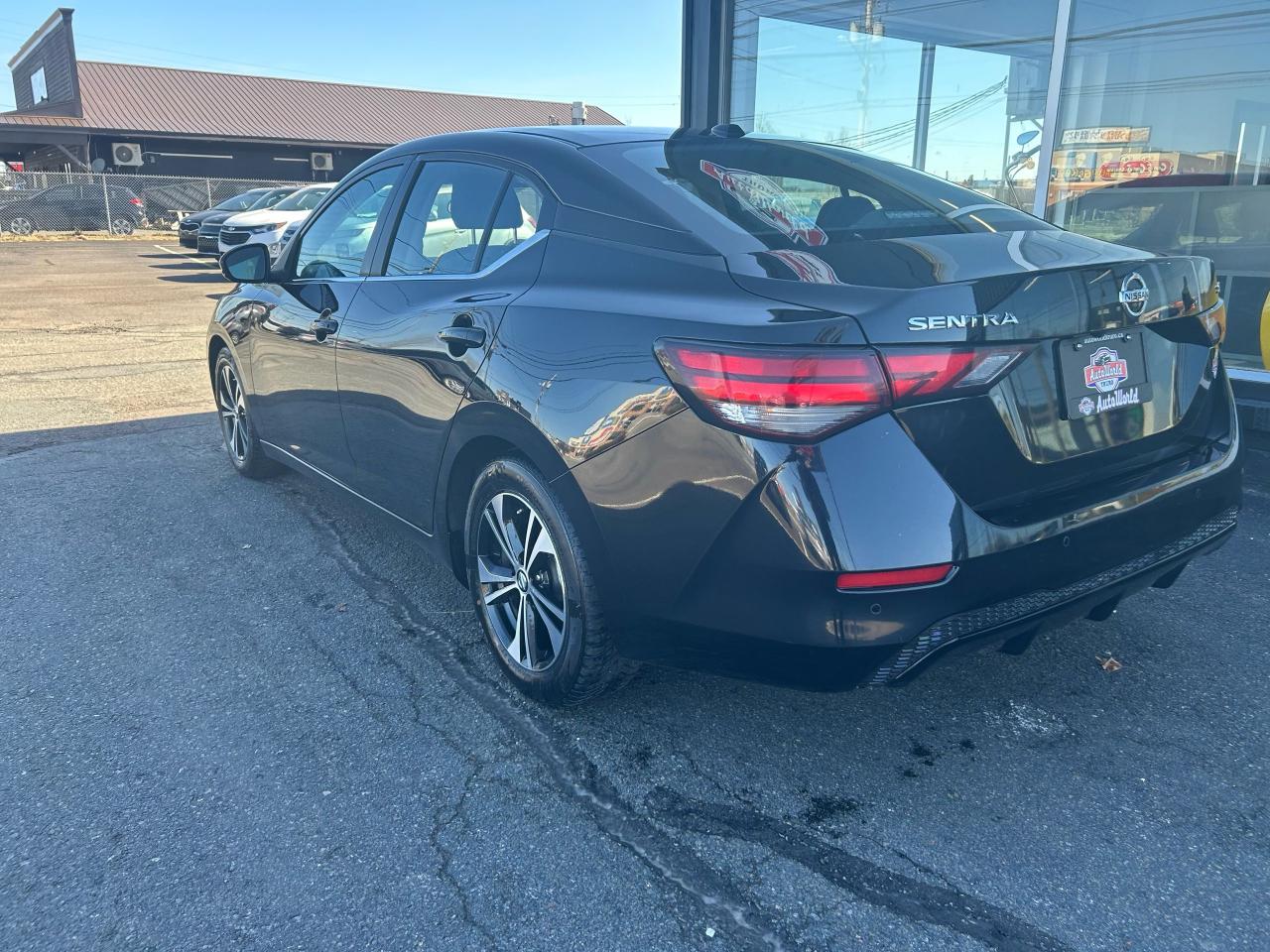 2021 Nissan Sentra SV - Photo #4