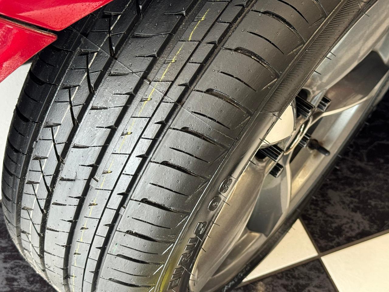 2017 Ford Mustang V6+New Tires+Bluetooth+Camera - Photo #12