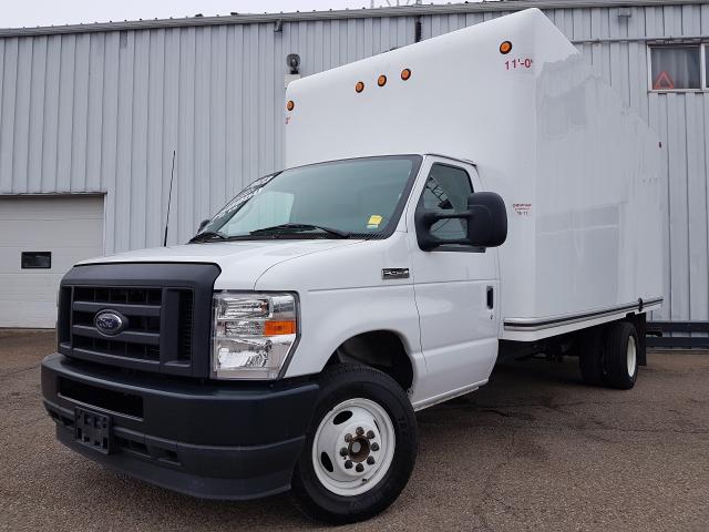 2023 Ford E-Series Cutaway UNICELL 16 FT Cube Van 176" DRW