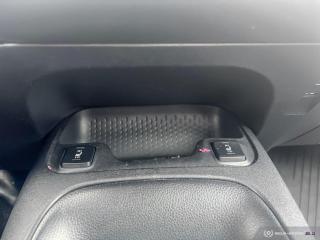 2021 Toyota Corolla LE / REVERSE CAM / HTD SEATS / AUTO - Photo #17