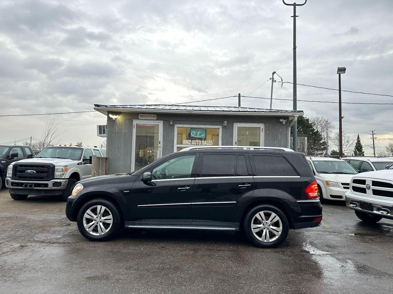 2011 Mercedes-Benz GL-Class  Photo2