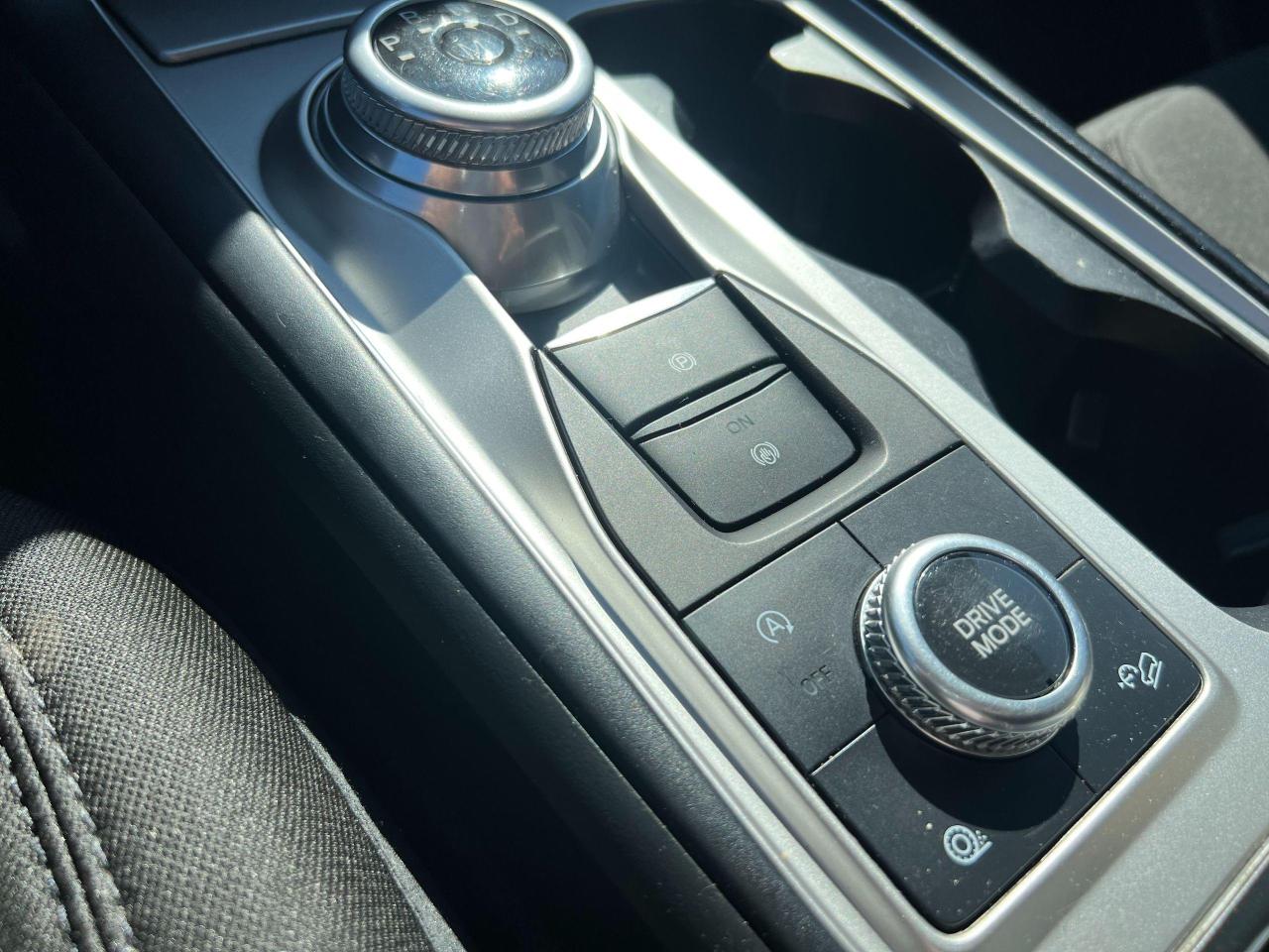 2020 Ford Explorer XLT 4WD - Photo #19