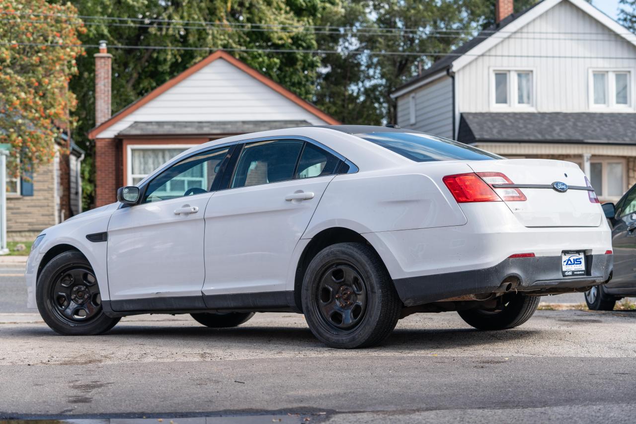 2015 Ford Taurus AWD POLICE INTERCEPTOR SEDAN - Photo #10