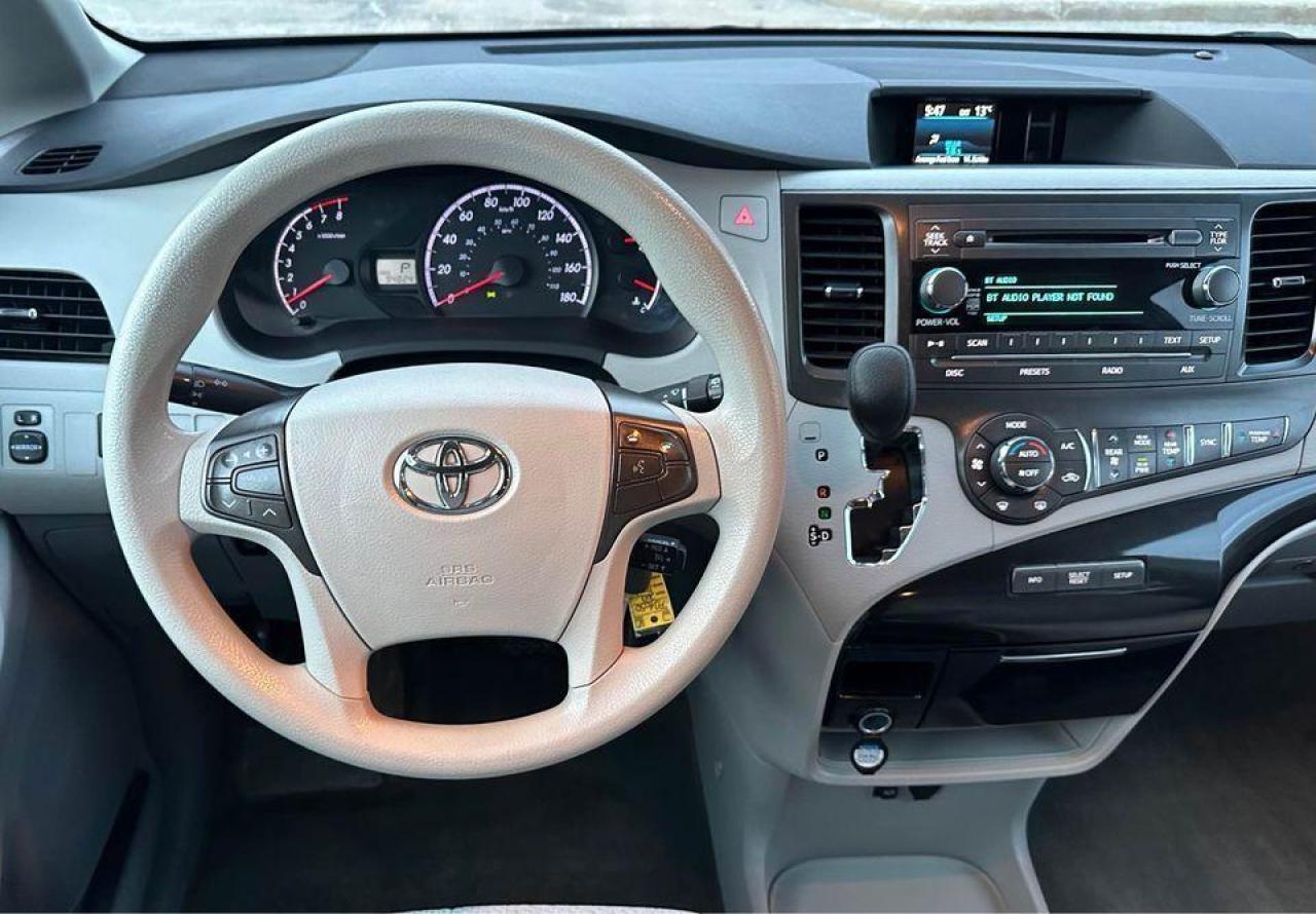 2013 Toyota Sienna LE 8-Pass Certified - Photo #8