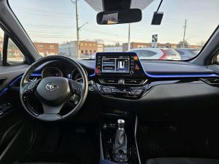 2021 Toyota C-HR XLE - Photo #13
