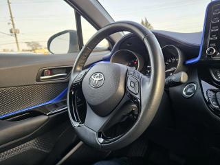 2021 Toyota C-HR XLE - Photo #15