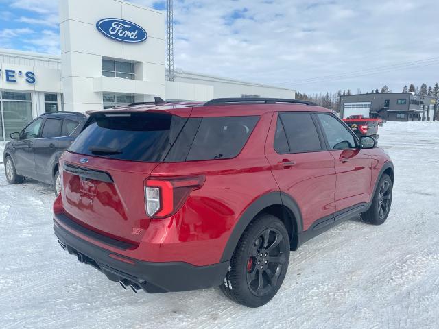 2024 Ford Explorer ST 4WD Photo4