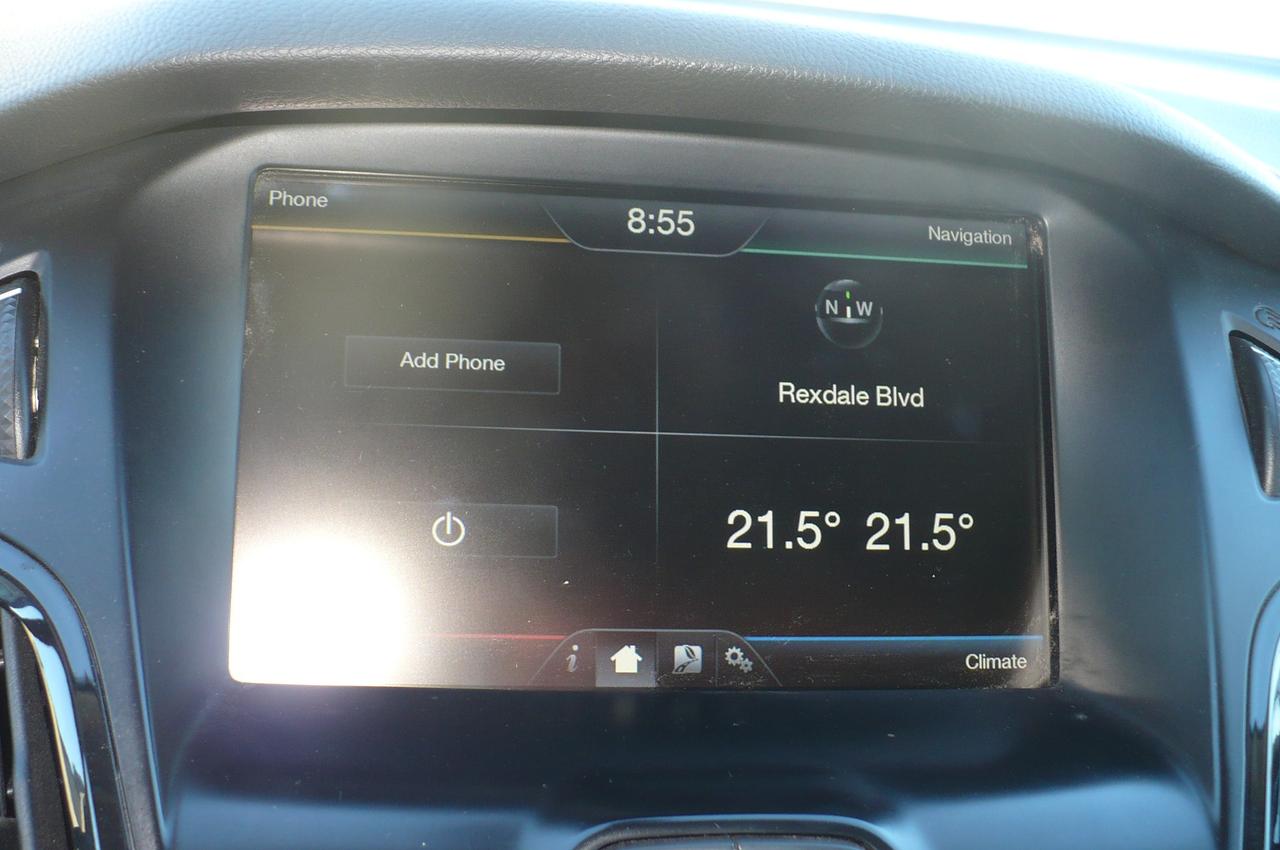 2012 Ford Focus 5dr HB Photo