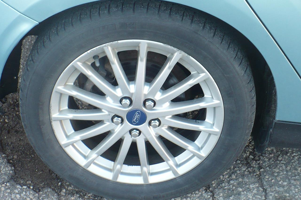 2012 Ford Focus 5dr HB Photo