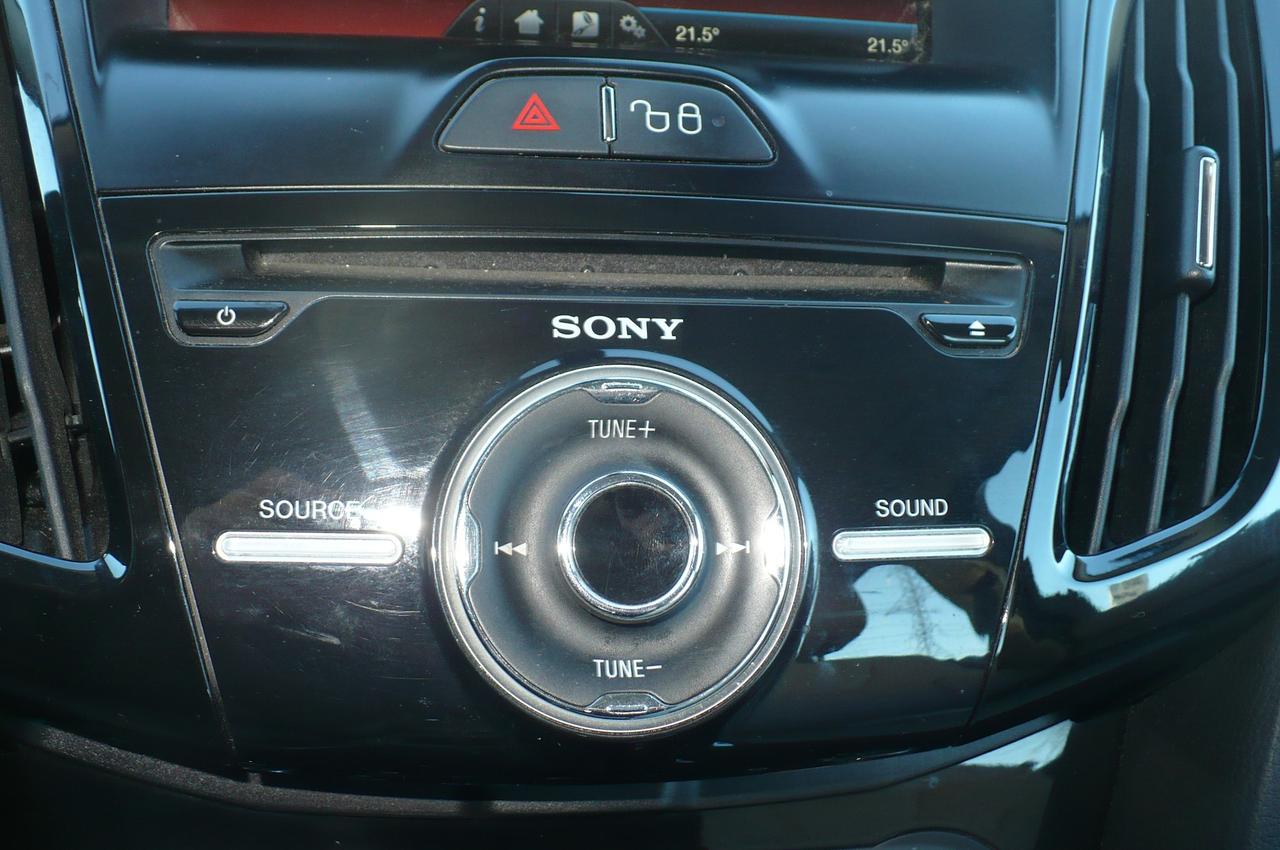 2012 Ford Focus 5dr HB Photo