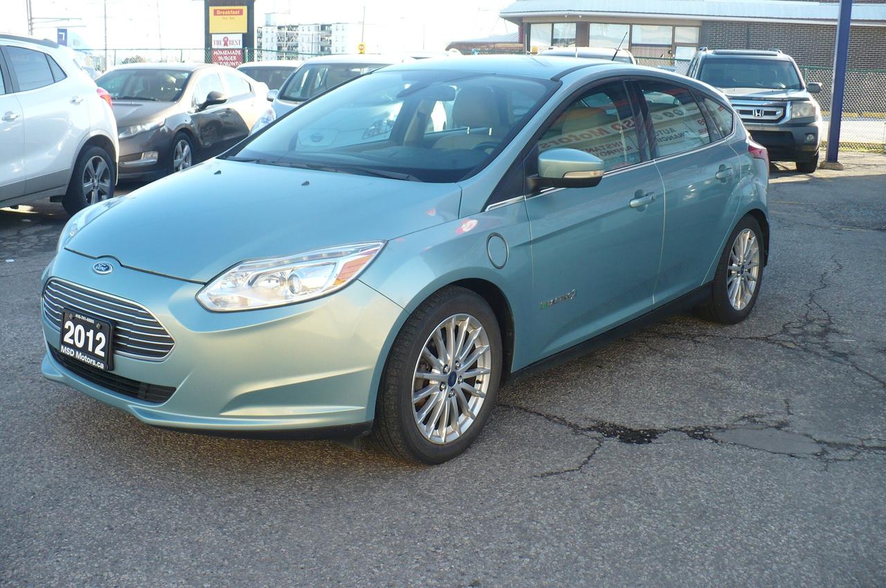 2012 Ford Focus 5dr HB Photo