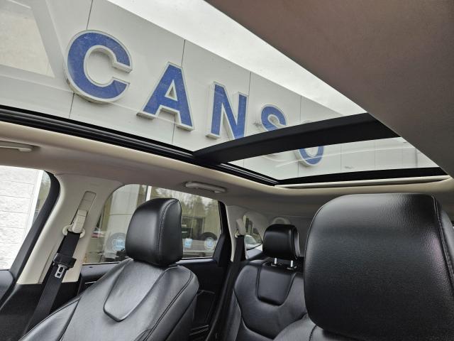 2020 Ford Edge TITANIUM AWD W/SUNROOF Photo2